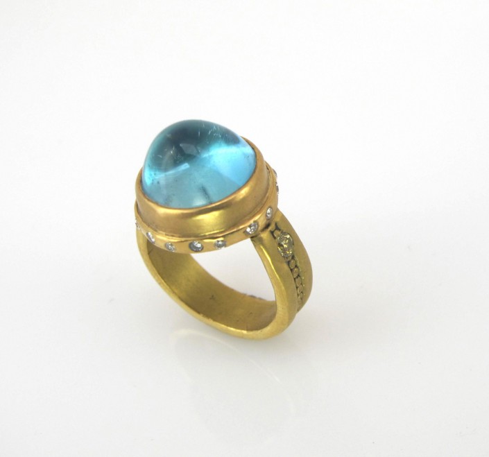 Gems_gemstone ring