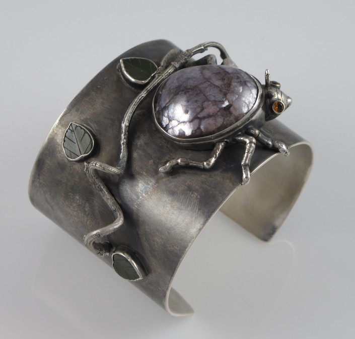 Insects_beetle cuff
