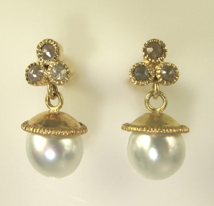 Ocean_mother of pearl and diamond earrings